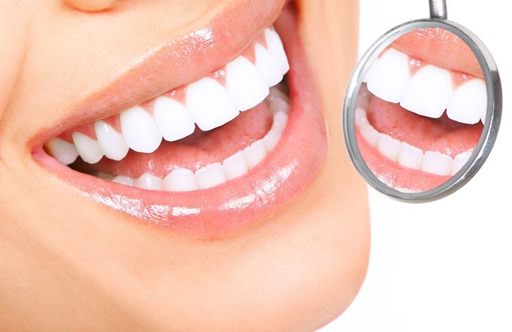 Mitos y realidades de la odontología estética Odontologia Estetica - Formula Medica