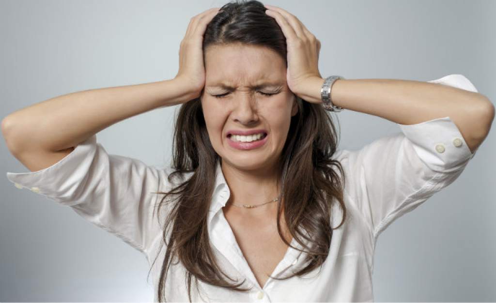 Mujeres y Migraña: mucho más que un dolor de cabeza Mujeres y Migraña - Formula Medica