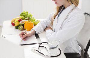 Nutrición: un elemento crítico para construir y mantener la salud, así como para la recuperación Importancia de la nutrición - Fórmula Médica