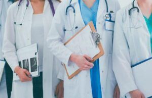La ADRES realizó el primer giro para el apoyo económico a residentes médicos del país Residentes médicos - Fórmula Médica