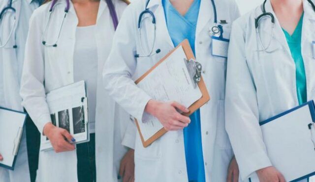 Residentes médicos - Fórmula Médica Residentes médicos - Fórmula Médica