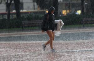 Atención el Min Salud, llama la atención sobre temporada de lluvias e infecciones respiratorias en época de pandemia Temporada de lluvias - Fórmula Médica