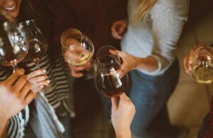 El alcohol es la sustancia sicoactiva más consumida en el mundo Bebidas alcohólicas - Fórmula Médica