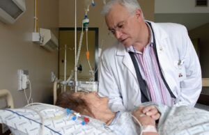 Medidas para enfrentar el tercer pico del COVID-19 Tercer pico - Fórmula Médica