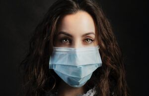 Por qué el COVID-19 también puede afectar su visión COVID y salud visual - Fórmula Médica