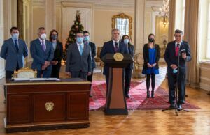 Colombia cierra acuerdo para el codesarrollo de vacunas con tecnología ARNm Desarrollo de vacunas - Fórmula Médica