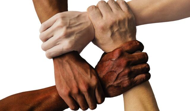 Juntos por las enfermedades raras - Fórmula Médica Juntos por las enfermedades raras - Fórmula Médica