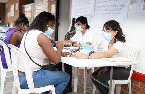 AFIDRO y Profamilia se unieron para prestar servicios de salud sexual y reproductiva a población migrante y refugiada en Buenaventura Brigada de salud - Fórmula Médica