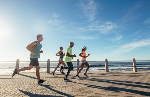 5 claves para mantenerse en forma durante las vacaciones Ejercicio - Fórmula Médica