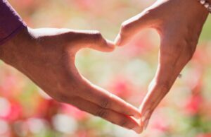 En Colombia, cada hora mueren seis personas por enfermedades isquémicas del corazón Queremos que el corazón de Colombia siga latiendo - Fórmula Médica