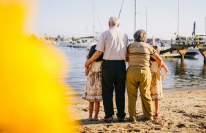 Héroes Fast, niños con la misión de salvar la vida de sus abuelos y familiares Héroes Fast - Fórmula Médica
