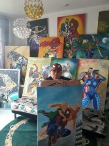 Carlos Albán, diseñador gráfico que convive con mucopolisacaridosis - Fórmula Médica / Foto: Cortesía