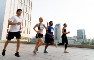 ¿Quiere participar en una maratón?, conozca cómo prepararse y recuperarse de estas competiciones Correr una maratón - Fórmula Médica