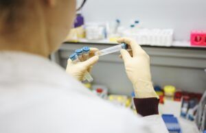 Minsalud explica el abecé para obtener el carné de vacunación Carné de vacunación - Fórmula Médica