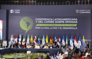 “No es con represión como se combate el consumo de drogas psicoactivas”: Ministro de Salud Conferencia Latinoamericana y del Caribe sobre Drogas - Fórmula Médica