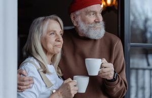 Recomendaciones para hablar con los adultos mayores acerca de su futuro Adultos mayores - Fórmula Médica