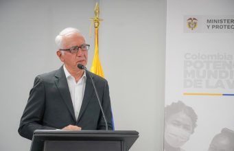 Minsalud lanza plan piloto de vacunación contra el Virus Sincitial Respiratorio en personas gestantes de Chocó y La Guajira Ministro de Salud y Protección Social Dr Guillermo Jaramillo - Fórmula Médica