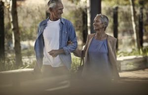 ¿Problemas auditivos? El amor puede ser ciego, pero debe escuchar Problemas auditivos en pareja - Fórmula Médica