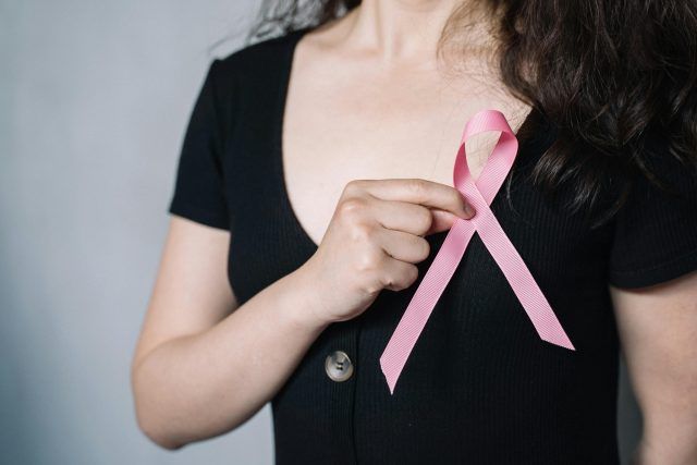 Cáncer de Mama - Fórmula Médica Cáncer de Mama - Fórmula Médica
