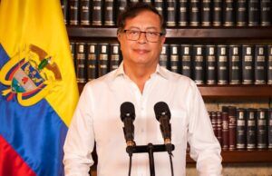 Gobierno defiende cifras sobre la reducción en mortalidad infantil Presidente Gustavo Petro - Fórmula Médica