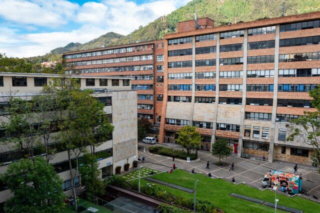 Hospital Universitario San Ignacio de Bogotá HUSI - Fórmula Médica Hospital Universitario San Ignacio de Bogotá HUSI - Fórmula Médica