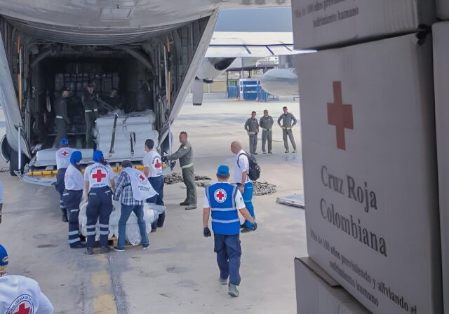 Juntos por venezuela con la Cruz Roja Colombiana y Fórmula Médica - Fórmula Médica Juntos por venezuela con la Cruz Roja Colombiana y Fórmula Médica - Fórmula Médica