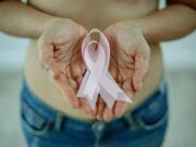 Tres formas de cuidar a quien vive con cáncer de mama Cáncer de mama - Fórmula Médica