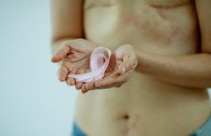Después es tarde las enfermedades no esperan tu vida tampoco. Estos son los exámenes para detectar cáncer de mama y cuello uterino Cáncer de mama - Fórmula Médica