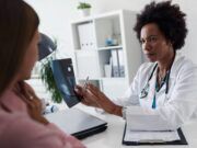 El cáncer de mama no siempre aparece con señales El cáncer de mama no siempre aparece con señales - Fórmula Médica