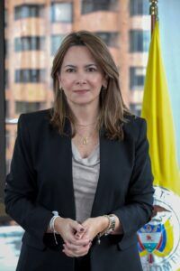 Ministra de Salud y Protección Social Ana María Vesga - Fórmula Médica